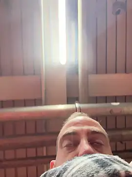 Snapshot of AlexGogo23 chatting on 03-27-26, 05:24 AlexGogo23 online show from 03-27-26, 05:24