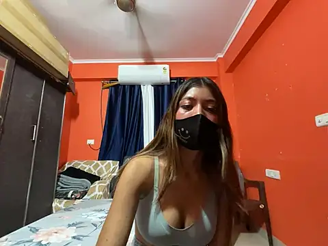 HOT HONEY10 online show from 07-04-26, 03:40