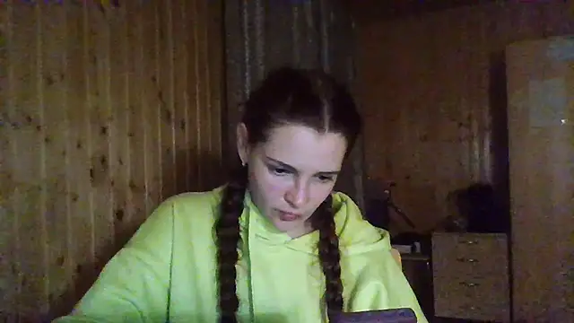 AmeliieLaFleur online show from 05-09-26, 06:57