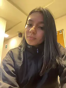 AlyssaRay online show from 06-20-26, 12:41