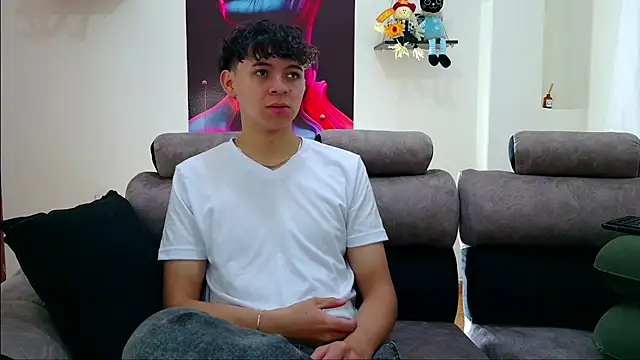 Snapshot of bluewolf247 chatting on 10-22-25, 02:17 bluewolf247 online show from 10-22-25, 02:17