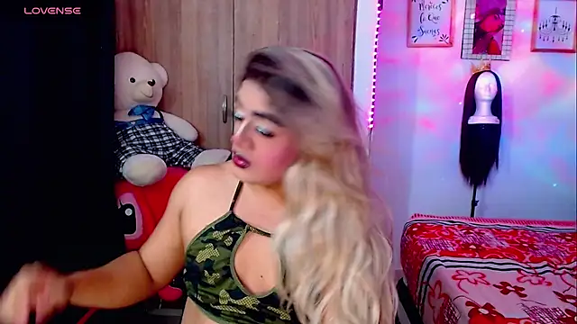 Sofiabigcock22 online show from 02-20-26, 12:40