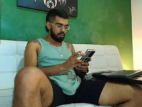 black kameron  online show from 01-06-26, 12:47