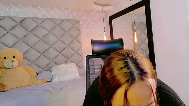 CARO ADAMS1 online show from 02-03-26, 11:04