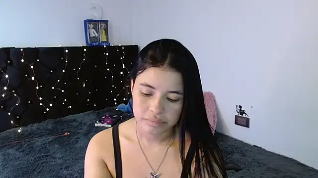 Megan ve online show from 10-28-25, 01:42