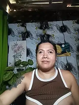 trishacummerts online show from 06-08-26, 02:01
