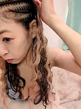 Snapshot of jyuse000ryuse chatting on 04-11-26, 12:26 jyuse000ryuse online show from 04-11-26, 12:26