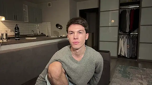 Jeremy1Scott online show from 11-09-25, 03:27