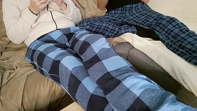 Snapshot of Twilightboys chatting on 10-28-25, 01:36 Twilightboys online show from 10-28-25, 01:36