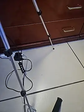 Babiwife online show from 12-17-25, 03:23