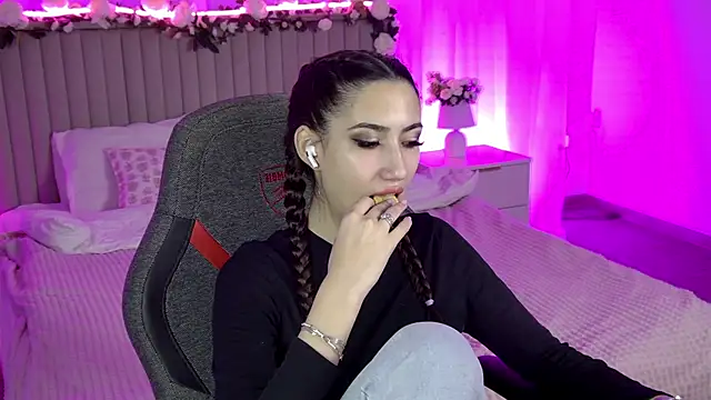 RebeckaThornton online show from 01-17-26, 09:58