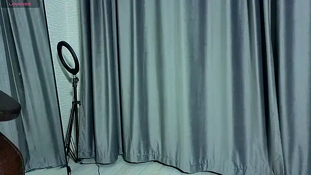 MissPompadure online show from 01-05-26, 08:23