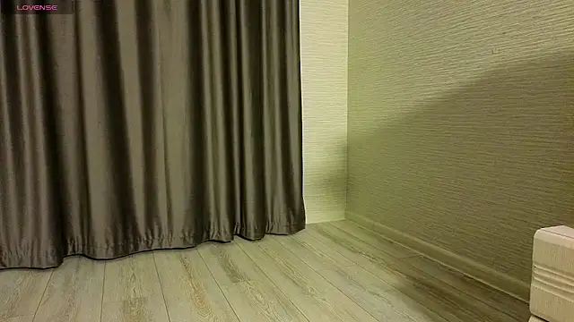 MissPompadure online show from 03-27-26, 10:42