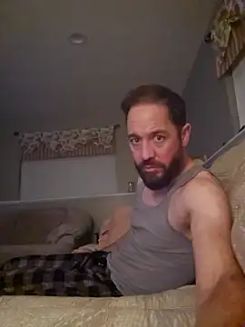 Snapshot of LudaX1 chatting on 11-02-25, 05:10 LudaX1 online show from 11-02-25, 05:10