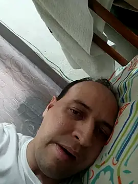 Snapshot of sacarlettareyo chatting on 10-17-25, 08:55 sacarlettareyo online show from 10-17-25, 08:55