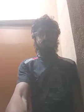 Memonsait1 online show from 03-08-26, 06:23