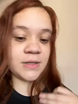 ruivinhadancer online show from 07-18-26, 06:45