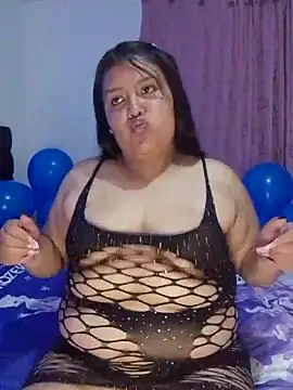 Snapshot of natt-bigass chatting on 10-24-25, 01:24 natt-bigass online show from 10-24-25, 01:24
