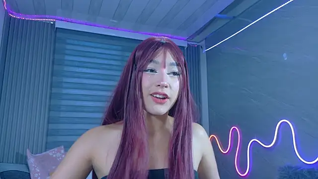 Snapshot of Naaomi_cute chatting on 11-11-25, 10:21 Naaomi cute online show from 11-11-25, 10:21