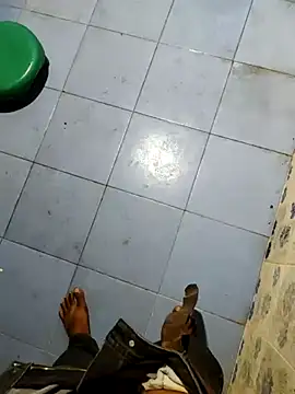 Snapshot of incestmom chatting on 10-27-25, 10:41 incestmom online show from 10-27-25, 10:41