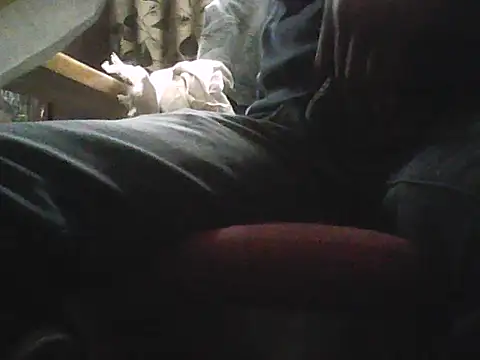 Snapshot of incestmom chatting on 03-18-26, 12:41 incestmom online show from 03-18-26, 12:41