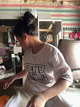 Linh-xxx online show from 03-02-26, 06:36