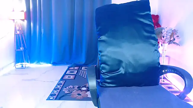 Rashiii  online show from 05-08-26, 03:50
