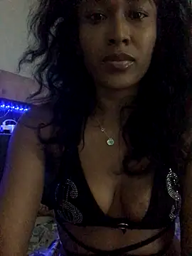 Milanxoxo1 online show from 10-13-25, 07:19