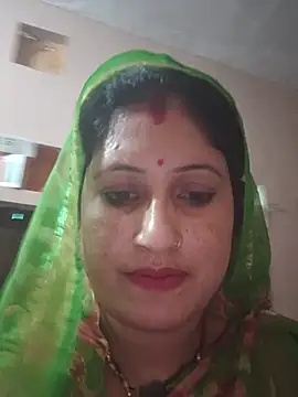 Snapshot of Rayal_bhabi chatting on 07-14-26, 11:05 Rayal bhabi online show from 07-14-26, 11:05