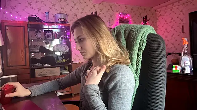 AmeliLia online show from 03-19-26, 02:54