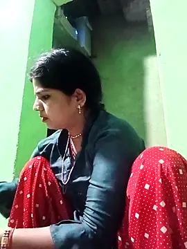 Karishma cute online show from 11-08-25, 01:22