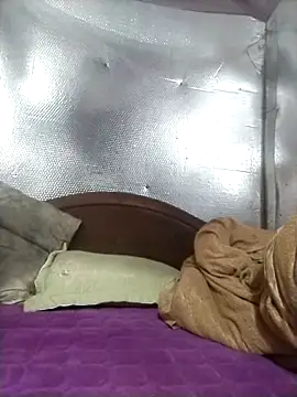 YiyinLy online show from 11-23-25, 07:41