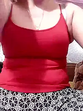 YiyinLy online show from 01-19-26, 12:31