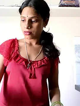 Snapshot of Nitya_hot chatting on 05-18-26, 04:07 Nitya hot online show from 05-18-26, 04:07