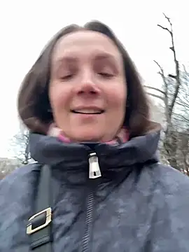 Snapshot of Amy__Leee_ chatting on 03-17-26, 02:53 Amy Leee online show from 03-17-26, 02:53