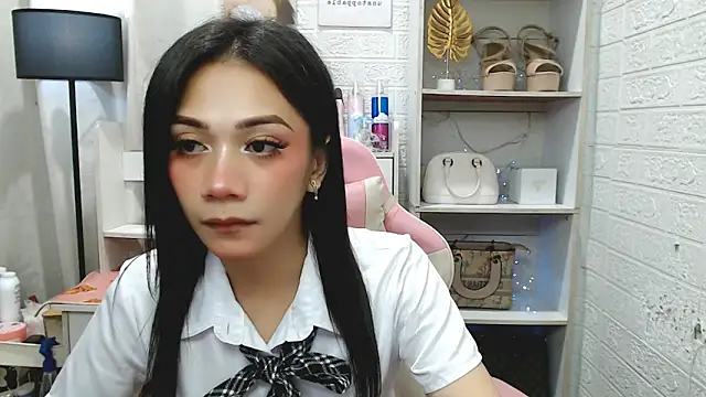 Snapshot of savie_exotict chatting on 10-13-25, 05:13 savie exotict online show from 10-13-25, 05:13