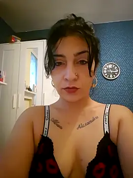 Snapshot of Evabruneta24 chatting on 10-14-25, 07:09 Evabruneta24 online show from 10-14-25, 07:09