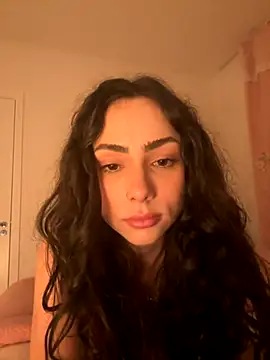 Baby Mia pires online show from 11-28-25, 02:47