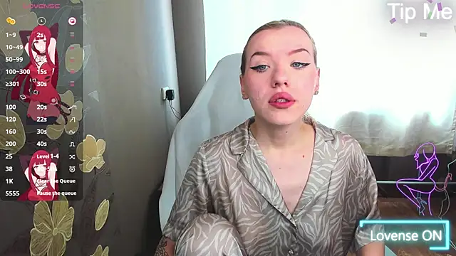 MeganNewCat online show from 05-12-26, 06:54