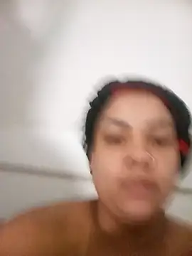 Snapshot of Hannapimentinha chatting on 10-14-25, 01:50 Hannapimentinha online show from 10-14-25, 01:50