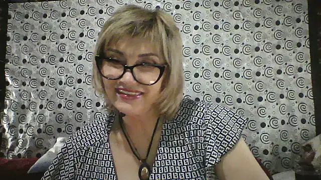 Lia Ray online show from 10-29-25, 07:59