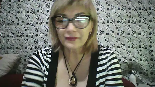 Lia Ray online show from 11-04-25, 07:13