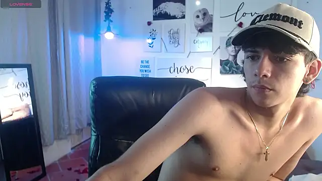 AmethystShadow17 online show from 02-13-26, 07:43