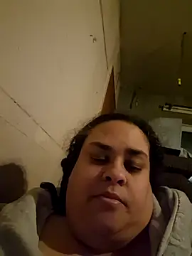 BigBusty VoluptuousMilfX online show from 11-18-25, 08:35