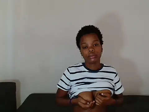 SexyLatoya05 online show from 10-23-25, 10:58