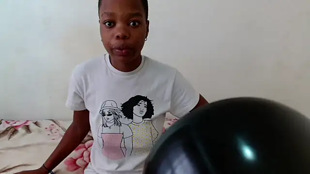 SexyLatoya05 online show from 11-29-25, 05:10