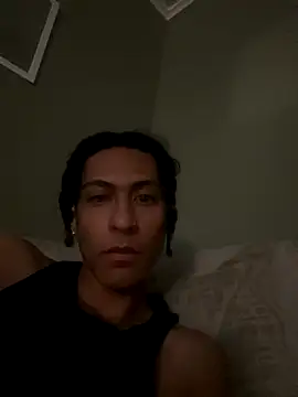 Snapshot of Jjloscooby chatting on 10-23-25, 04:23 Jjloscooby online show from 10-23-25, 04:23