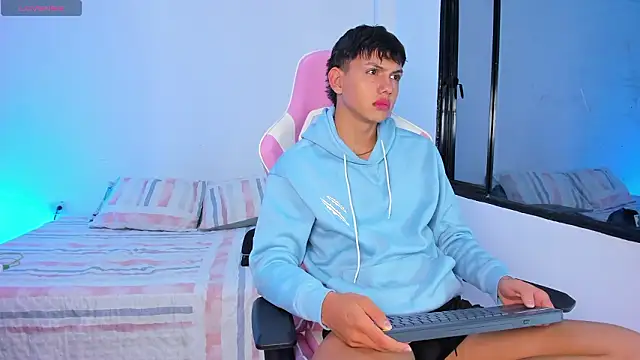 Axel Cody  online show from 02-05-26, 11:15