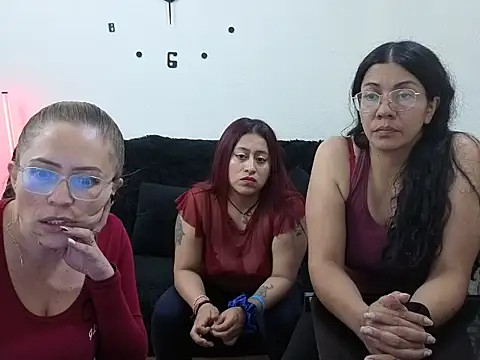 lesb milf online show from 05-08-26, 08:14