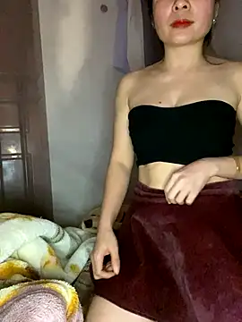 Listen-ly online show from 11-21-25, 03:54